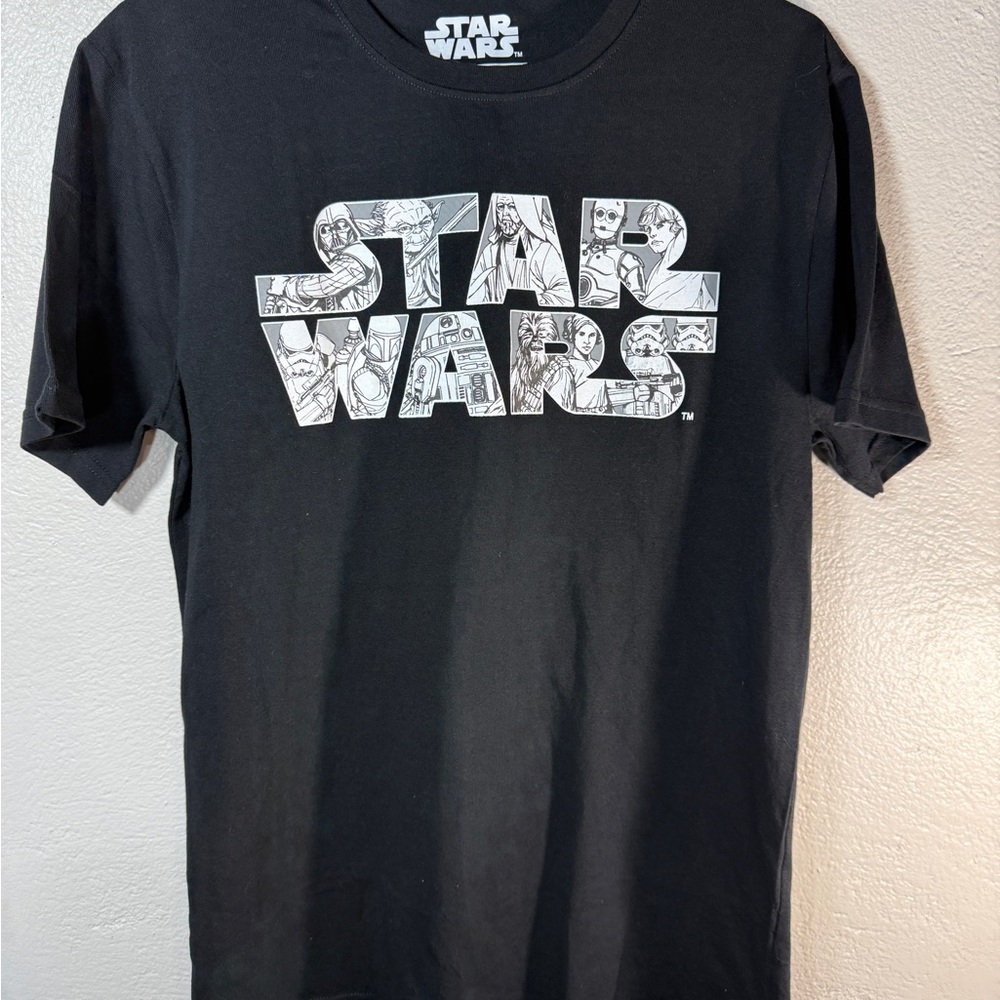 Star Wars Graphic T-Shirt – Men’s Medium – Character Logo Tee